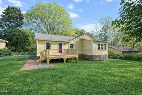 514 Holtz Lane Cary NC 27511