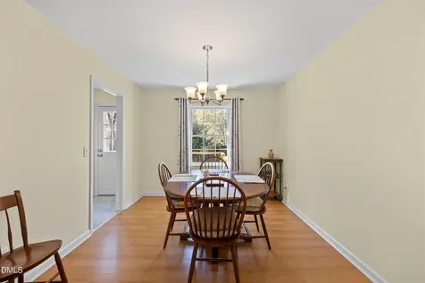514 Holtz Lane Cary NC 27511