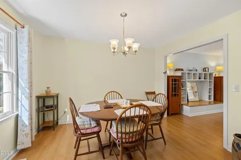 514 Holtz Lane Cary NC 27511