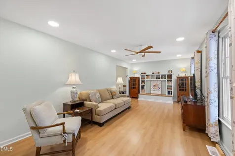 514 Holtz Lane Cary NC 27511