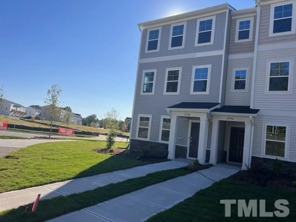 2544 Chert Lane Raleigh NC 27610