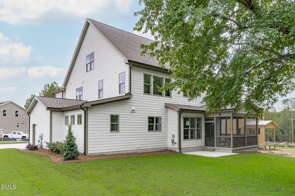 2309 Hilltop Bluffs Court Fuquay Varina NC 27526