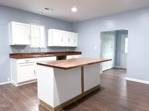 4408 Lee Street Ayden NC 28513