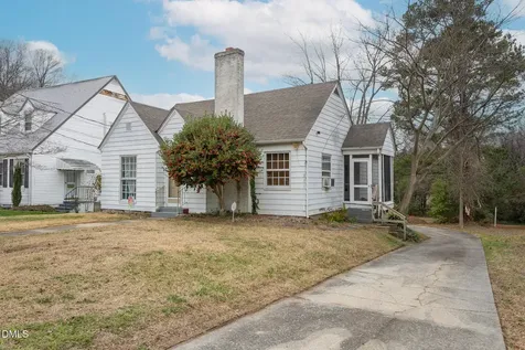 218 Rolling Road Burlington NC 27217