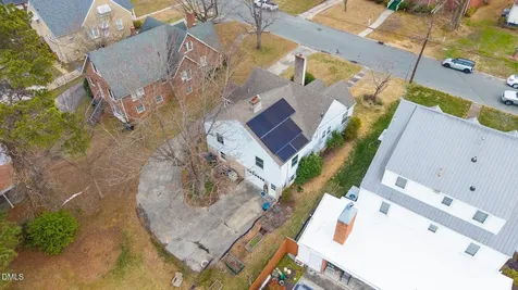 218 Rolling Road Burlington NC 27217
