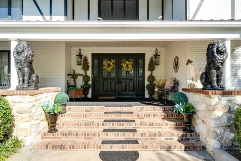 474 E Barefoot Road Newton Grove NC 28366