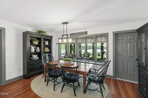 474 E Barefoot Road Newton Grove NC 28366