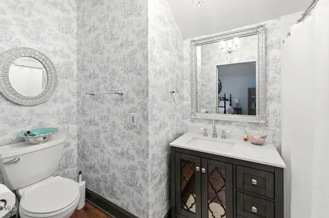 474 E Barefoot Road Newton Grove NC 28366