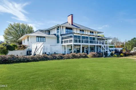 474 E Barefoot Road Newton Grove NC 28366