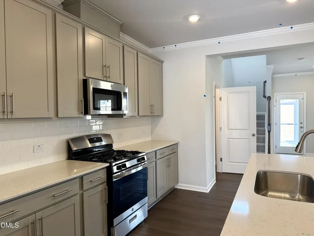 253 Eden View Bend Raleigh NC 27610