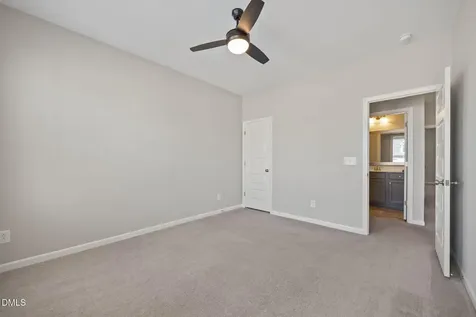 1011 Lathrop Lane Apex NC 27523