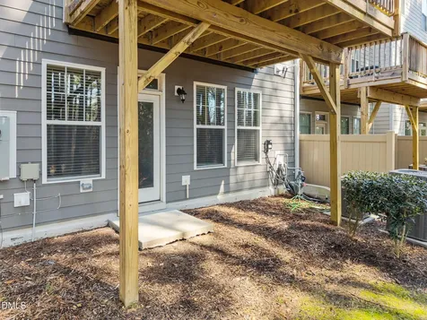 1011 Lathrop Lane Apex NC 27523