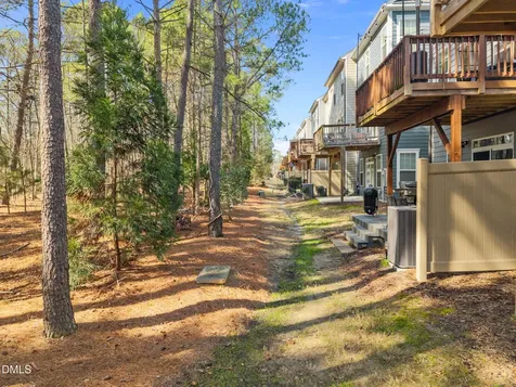 1011 Lathrop Lane Apex NC 27523