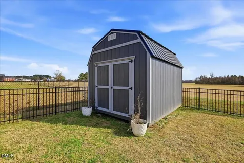 137 Kenbridge Lane Princeton NC 27569