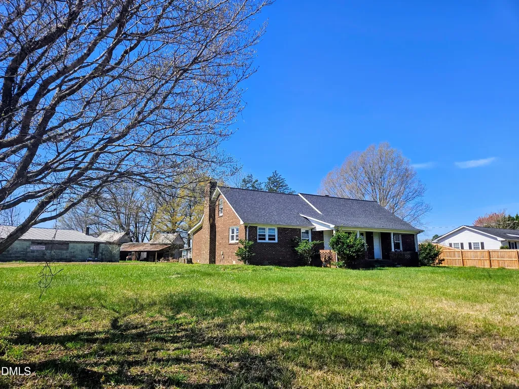908 Boone Road Burlington NC 27217
