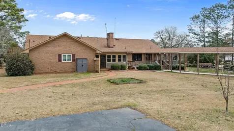 303 N Lincoln Street Benson NC 27504