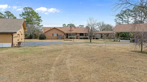 303 N Lincoln Street Benson NC 27504