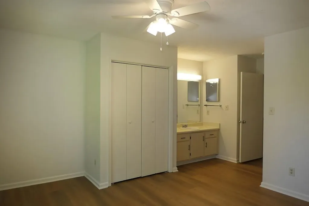 138 Kingsbury Drive Chapel Hill NC 27514