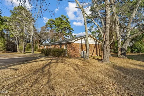1218 Southwood Drive Fayetteville NC 28304