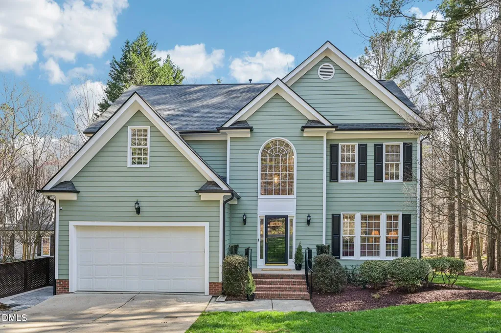 2013 Kinleys Way Raleigh NC 27613