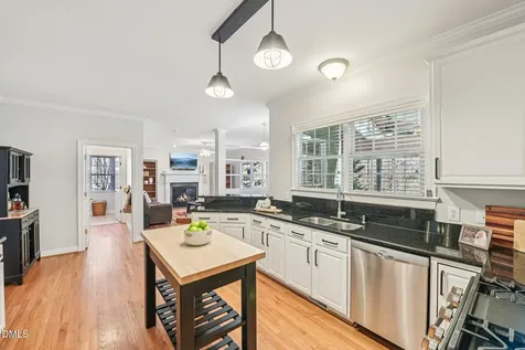 2013 Kinleys Way Raleigh NC 27613