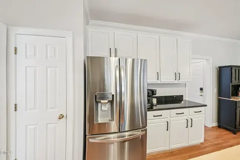 2013 Kinleys Way Raleigh NC 27613