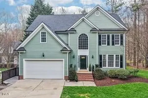 2013 Kinleys Way Raleigh NC 27613