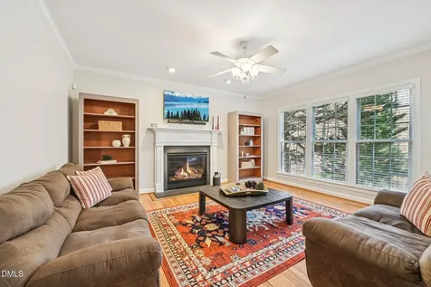 2013 Kinleys Way Raleigh NC 27613