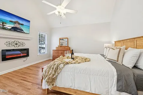 2013 Kinleys Way Raleigh NC 27613