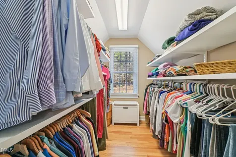 2013 Kinleys Way Raleigh NC 27613