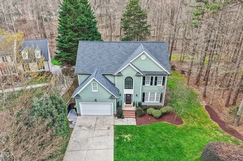 2013 Kinleys Way Raleigh NC 27613