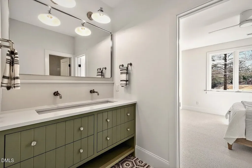 213 Poplar Street Raleigh NC 27604