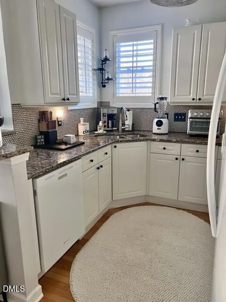 7601 Astoria Place Raleigh NC 27612