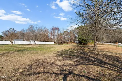 1998 Woodstone Drive Clayton NC 27527