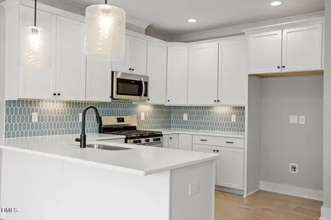 2288 Apex Peakway Apex NC 27502