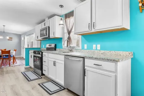 1425 Country Pond Lane Willow Springs NC 27592