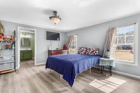 1425 Country Pond Lane Willow Springs NC 27592