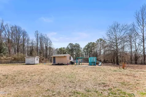 1425 Country Pond Lane Willow Springs NC 27592