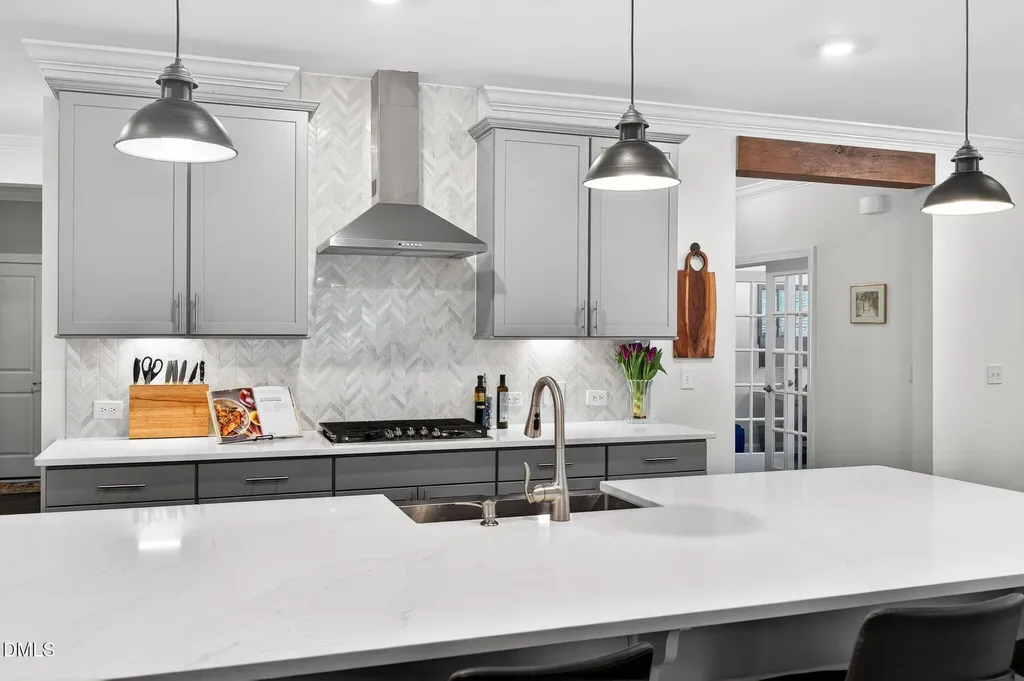 100 English Violet Lane Raleigh NC 27610