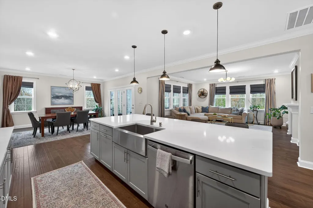 100 English Violet Lane Raleigh NC 27610