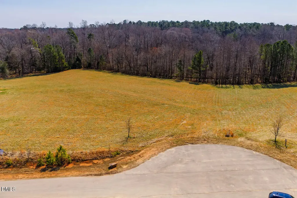 Lot 14 Secretariat Court Chapel Hill NC 27516