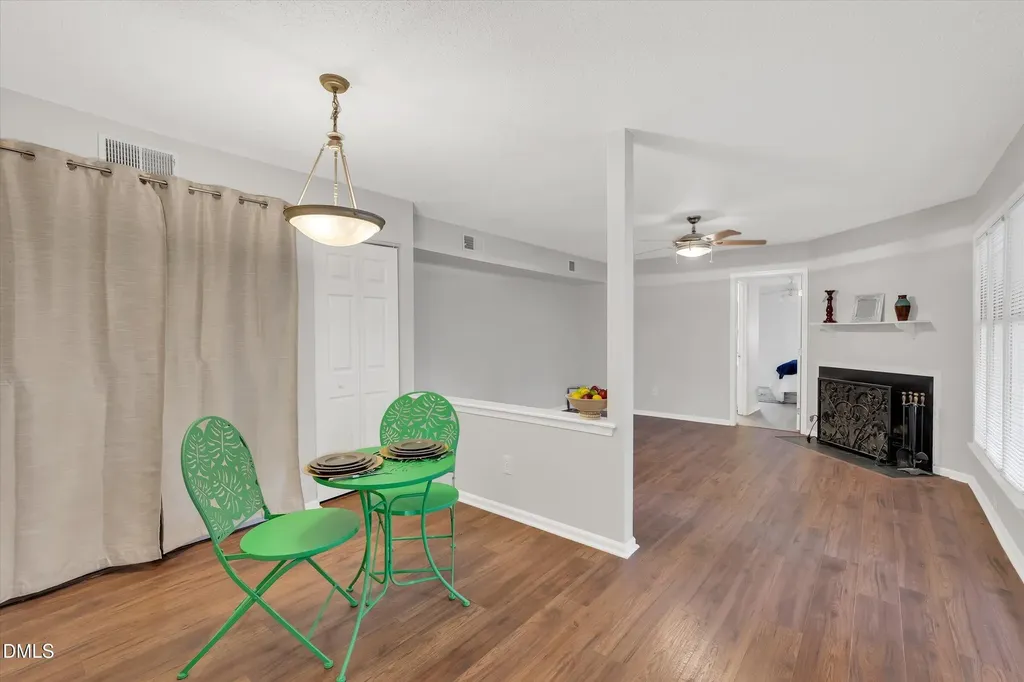 2811 Edridge Court Raleigh NC 27612