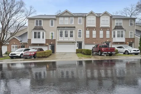 6708 Middleboro Drive Raleigh NC 27612