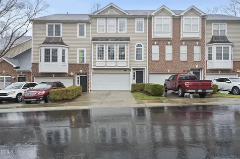 6708 Middleboro Drive Raleigh NC 27612