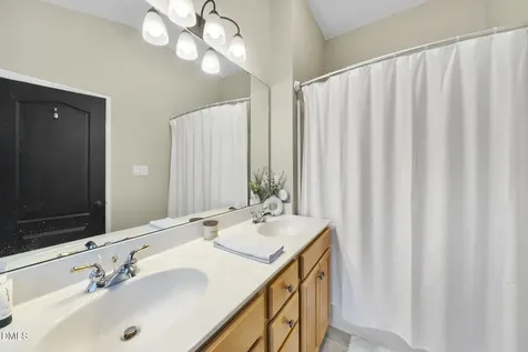 6708 Middleboro Drive Raleigh NC 27612