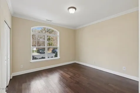 613 Abbey Hall Way Cary NC 27513