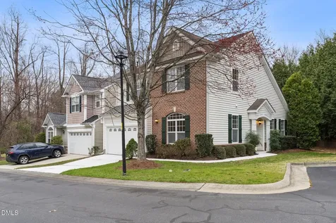 613 Abbey Hall Way Cary NC 27513