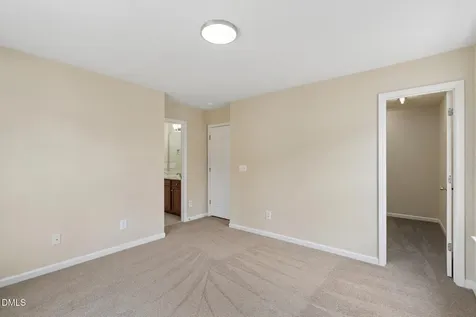 613 Abbey Hall Way Cary NC 27513