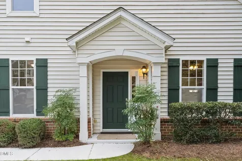 613 Abbey Hall Way Cary NC 27513