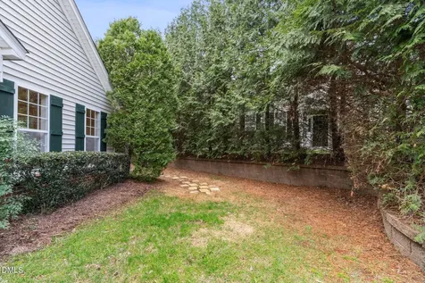 613 Abbey Hall Way Cary NC 27513